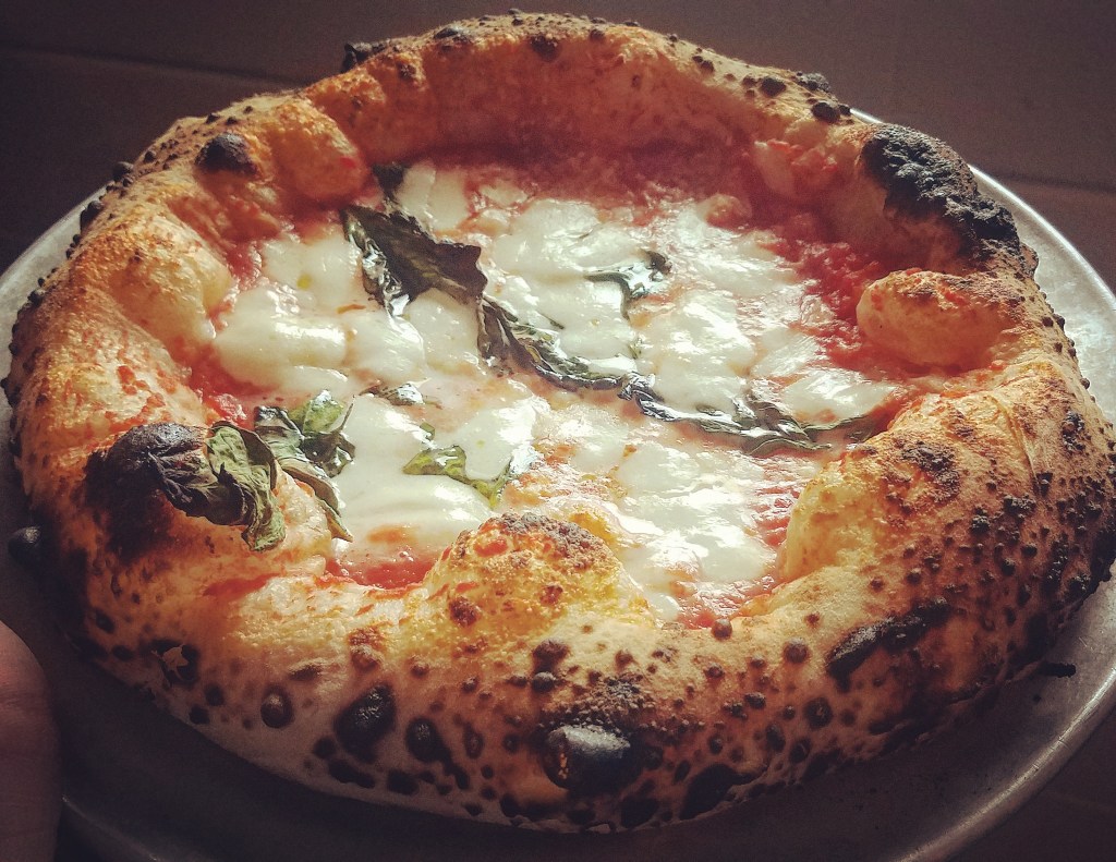 Mission Pizza Napoletana