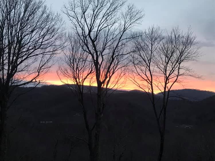 54437380_10216356030287177_5314503600477569024_n